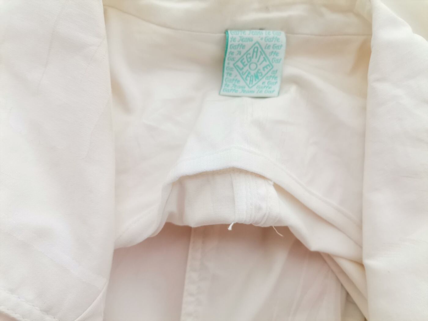 IMG_20210820_121550.jpg Legatte Jeans Rozmiar 40 Kolor Kremowy Kołnierz Żakiet z zapięciem Długi rękaw Materiał Bawełna