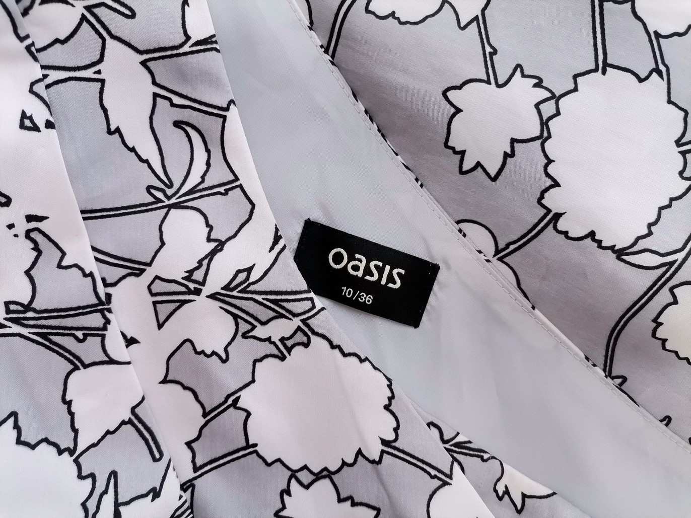 Oasis Rozmiar 10 (36) Kolor Szary Na Jedno Ramię Sukienka Mini Bezrękawnik Krótka