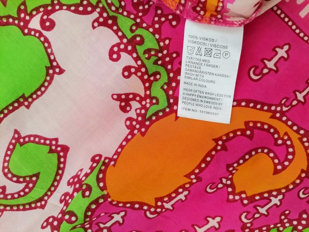 Indiska Rozmiar S Kolor Różowy Okrągły dekolt Sukienka Sheath Bezrękawnik Midi Materiał Wiskoza 100%