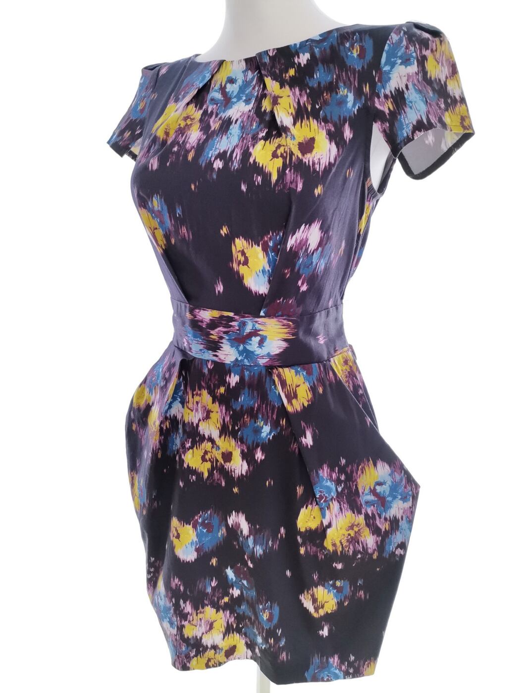 Closet Rozmiar 10 (38) Kolor Fioletowy Okrągły dekolt Sukienka Mini Krótki rękaw Krótka Materiał Bawełna Closet Rozmiar 10 (38) Kolor Fioletowy Okrągły dekolt Sukienka Mini Krótki rękaw Krótka Materiał Bawełna