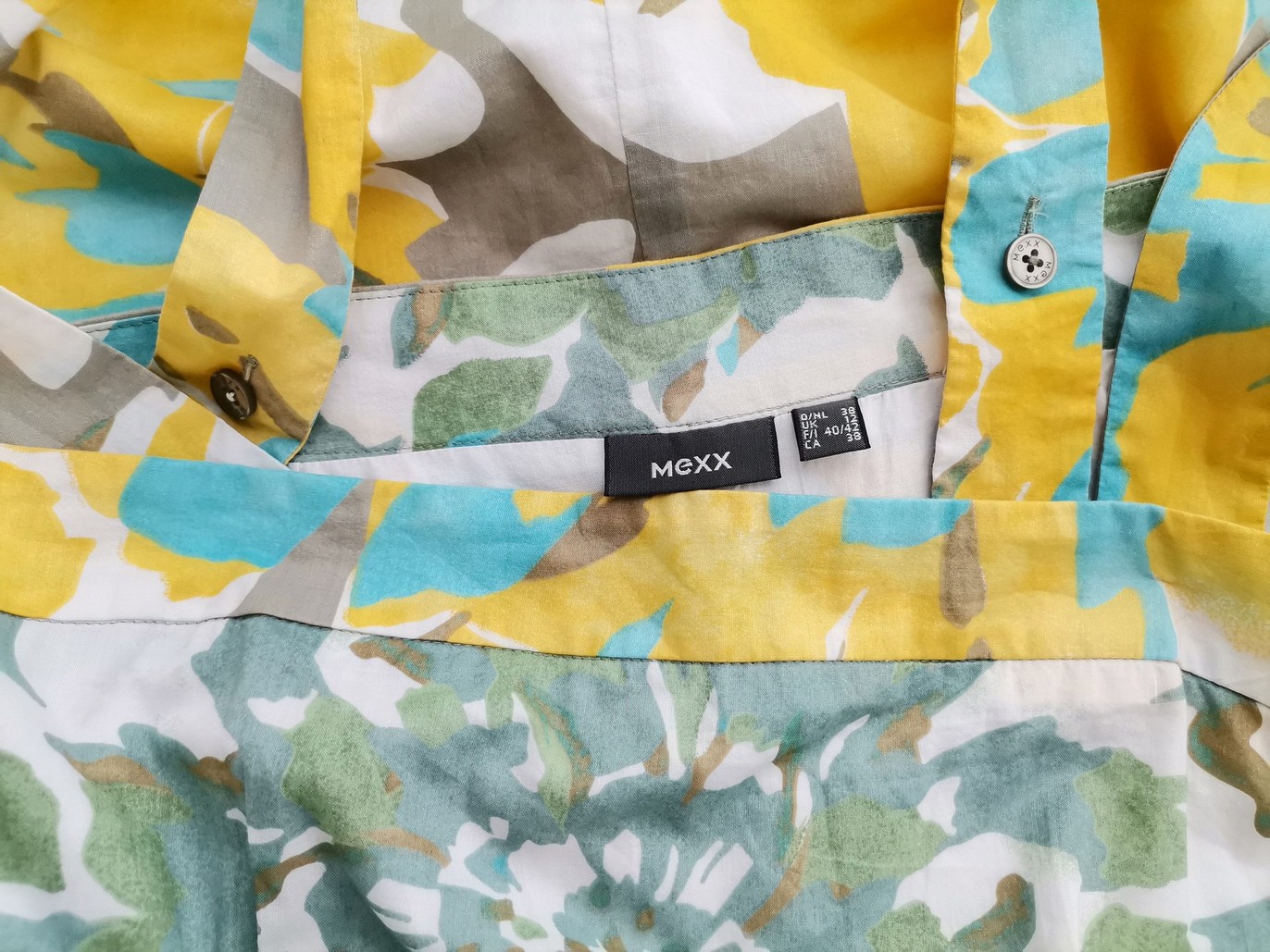 Mexx Rozmiar 38 Kolor Żółty Kwadratowy dekolt Sukienka A-Line Bezrękawnik Midi Materiał Bawełna 100% Mexx Rozmiar 38 Kolor Żółty Kwadratowy dekolt Sukienka A-Line Bezrękawnik Midi Materiał Bawełna 100%