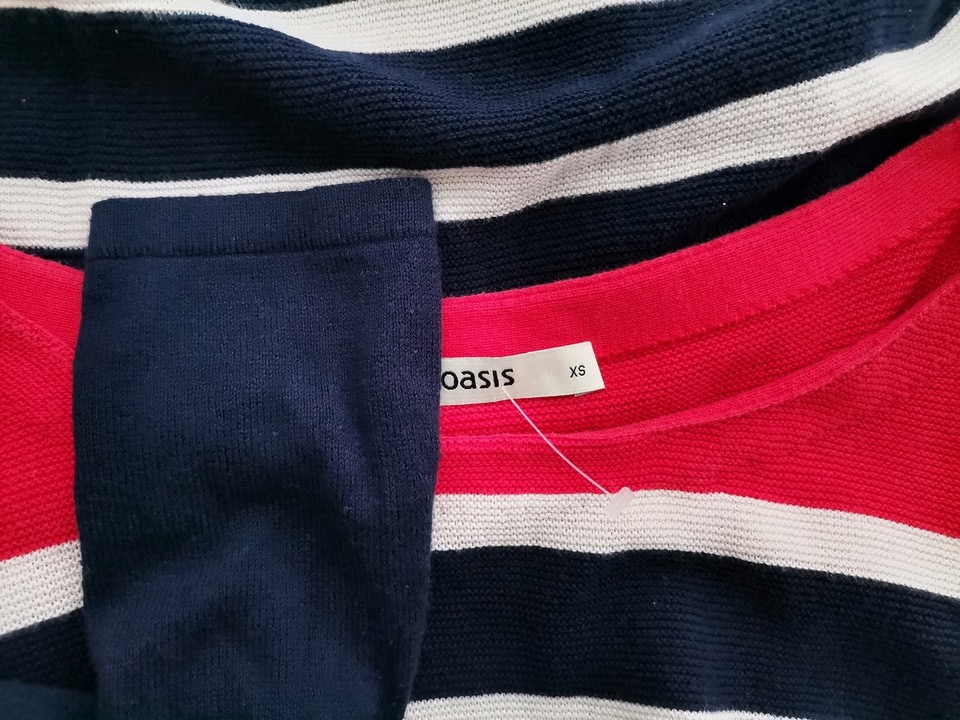 Oasis Rozmiar XS Kolor Granatowy Pasy Okrągły dekolt Sukienka Sweterkowa Długi rękaw Midi Materiał Bawełna 100% Oasis Rozmiar XS Kolor Granatowy Pasy Okrągły dekolt Sukienka Sweterkowa Długi rękaw Midi Materiał Bawełna 100%