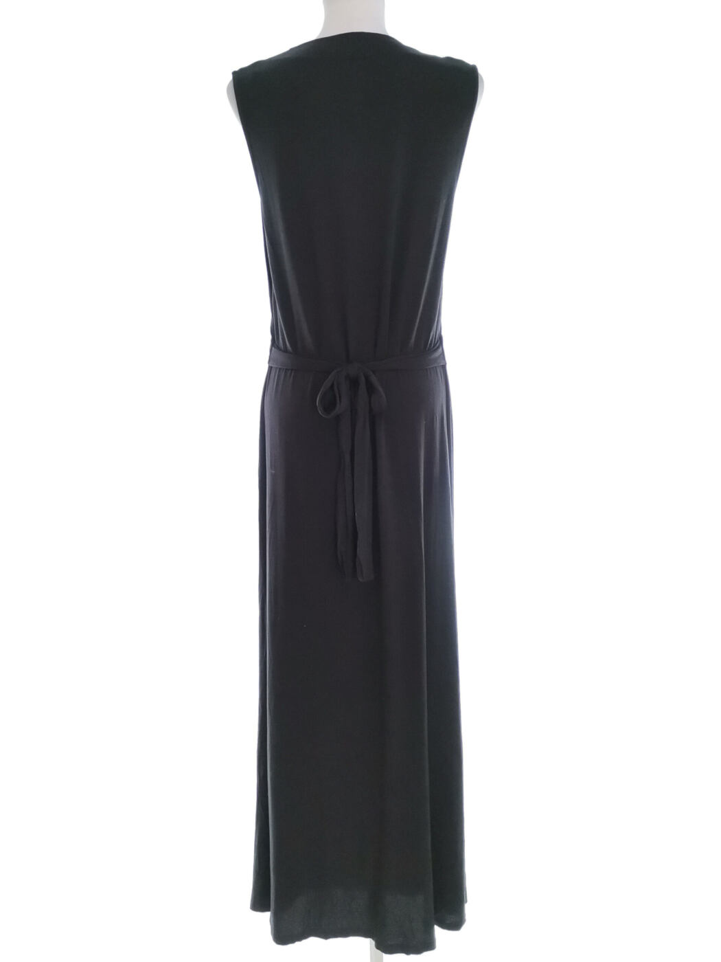 Boob Rozmiar XL Kolor Czarny W serek Sukienka Maxi Bezrękawnik Długa Materiał Lyocell Boob Rozmiar XL Kolor Czarny W serek Sukienka Maxi Bezrękawnik Długa Materiał Lyocell