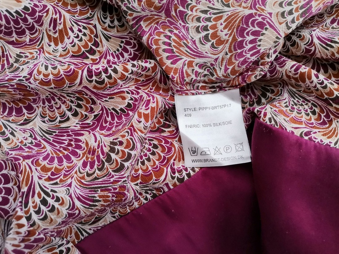 Margit brandt Rozmiar M Kolor Fioletowy W serek Sukienka Mini Rękaw 3/4 Krótka Materiał Jedwab 100% Margit brandt Rozmiar M Kolor Fioletowy W serek Sukienka Mini Rękaw 3/4 Krótka Materiał Jedwab 100%