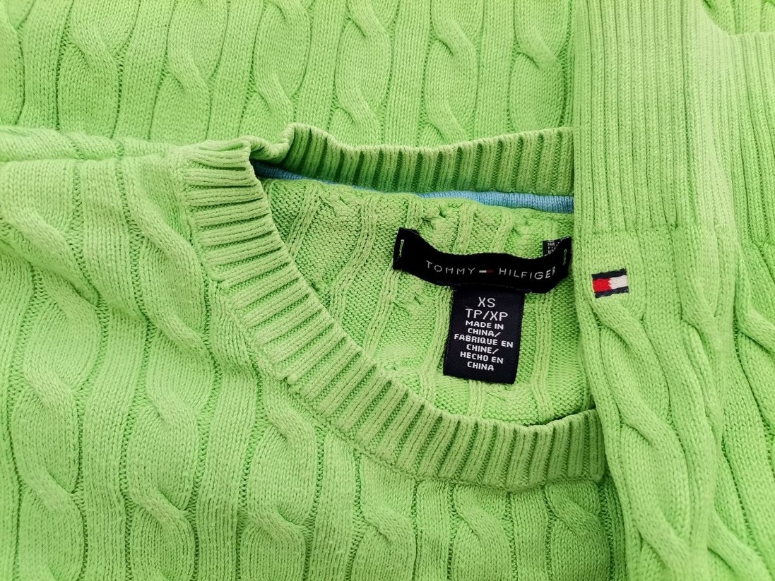 IMG_20210917_142643.jpg Tommy hilfiger Rozmiar XS Kolor Zielony Crew Neck Sweter Rękaw 3/4 Materiał Bawełna 100% Dzianina kablowa