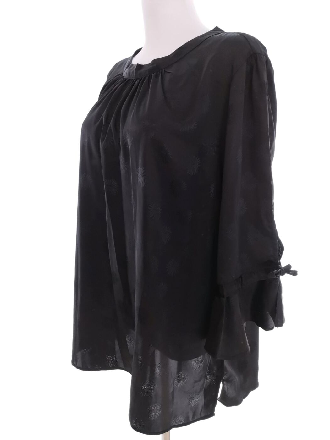 Isolde Rozmiar XL Kolor Czarny Crew Neck Tunika Bluzka Rękaw 3/4 Isolde Rozmiar XL Kolor Czarny Crew Neck Tunika Bluzka Rękaw 3/4