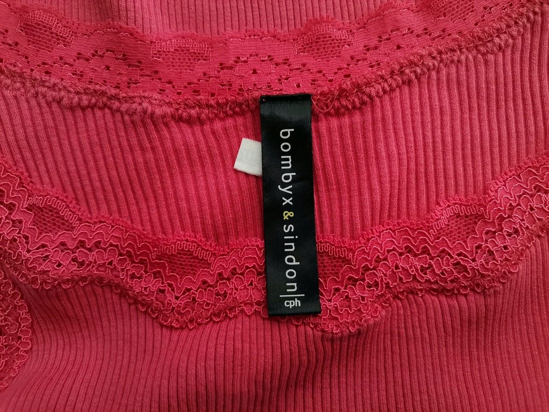 Rozmiar M Kolor Różowy Dekolt U Bluzka Bezrękawnik Materiał Jedwab