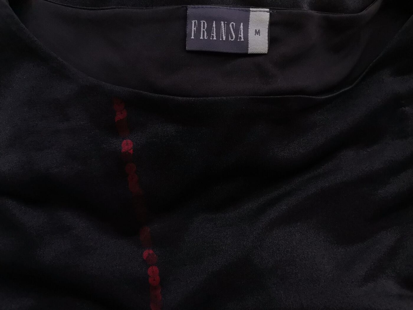 Fransa Rozmiar M Kolor Czarny Okrągły dekolt Sukienka Maxi Bezrękawnik Długa Fransa Rozmiar M Kolor Czarny Okrągły dekolt Sukienka Maxi Bezrękawnik Długa