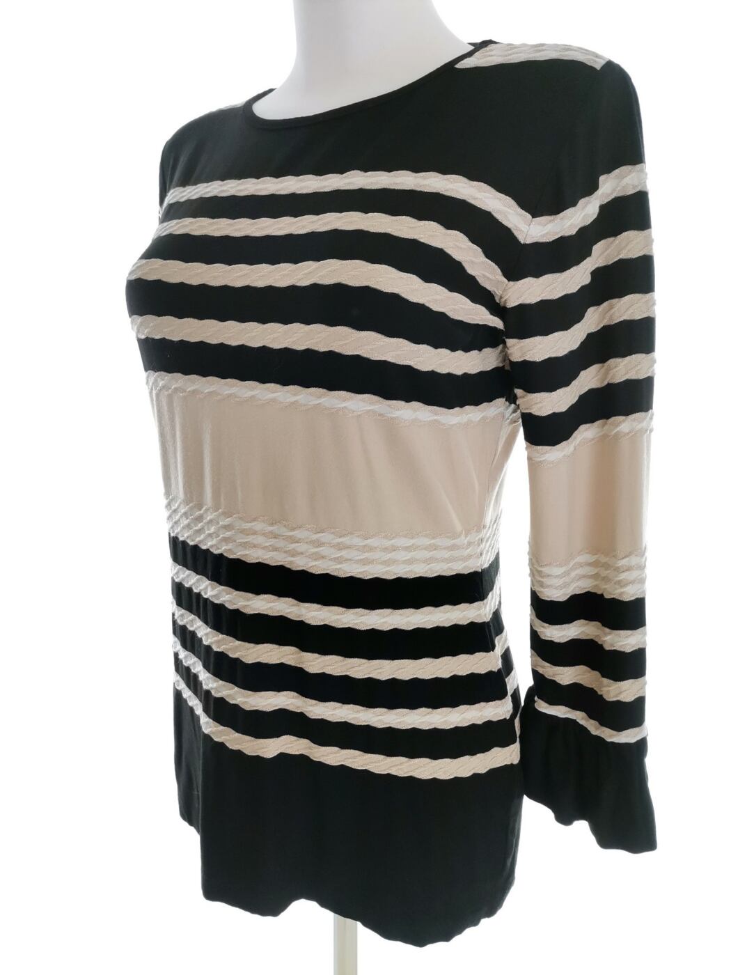 IMG_20210924_135105.jpg Chiara Forthi Milano Rozmiar M Kolor Czarny Pasy Crew Neck Bluzka Rękaw 3/4 Materiał Wiskoza