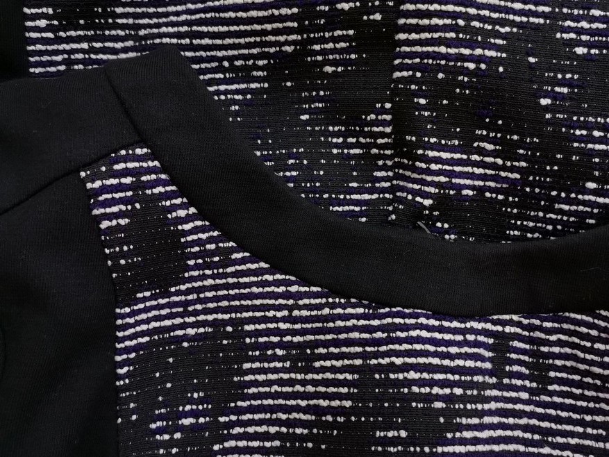 Vintage Rozmiar 38/40 Kolor Czarny Okrągły dekolt Sukienka Sheath Krótki rękaw Midi