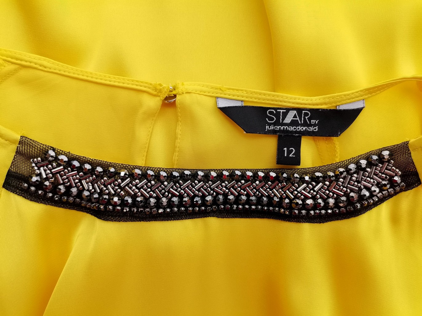 IMG_20210927_132047.jpg Star by Julienmacdonald Rozmiar 12 (38) Kolor Żółty Okrągły dekolt Bluzka Długi rękaw