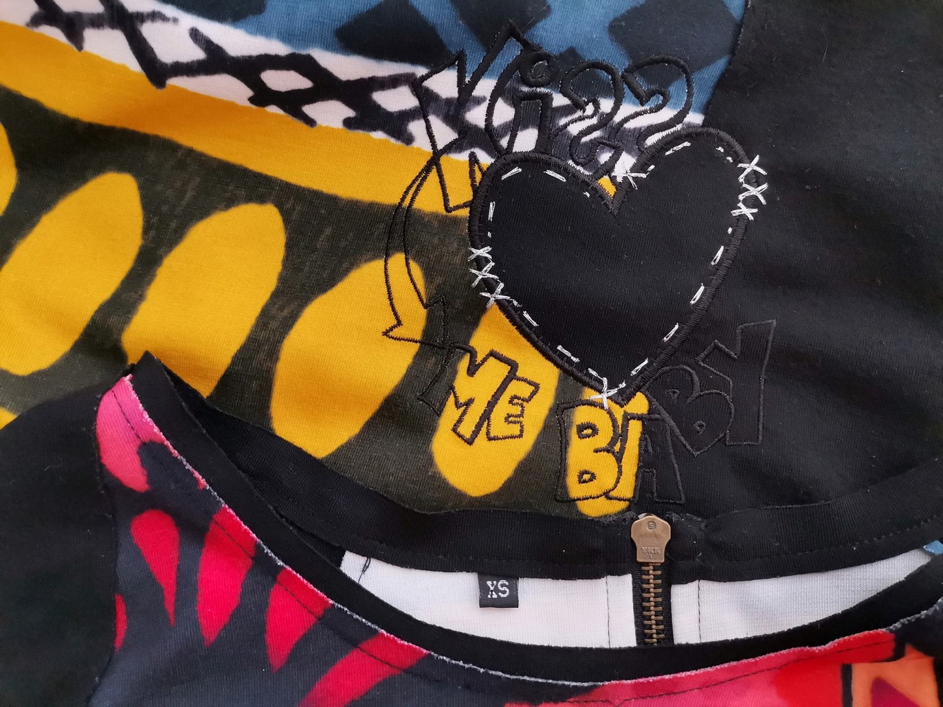 DESIGUAL Rozmiar XS Kolor Czarny Okrągły dekolt Sukienka Ołówkowa Krótki rękaw Do Kolan
