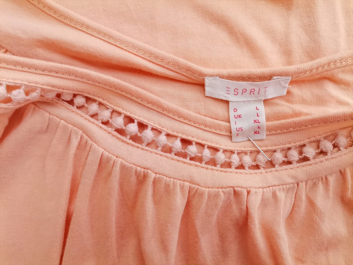 Esprit Rozmiar L Kolor Pudrowy Okrągły dekolt Tunika Bluzka Krótki rękaw Materiał Bawełna Esprit Rozmiar L Kolor Pudrowy Okrągły dekolt Tunika Bluzka Krótki rękaw Materiał Bawełna
