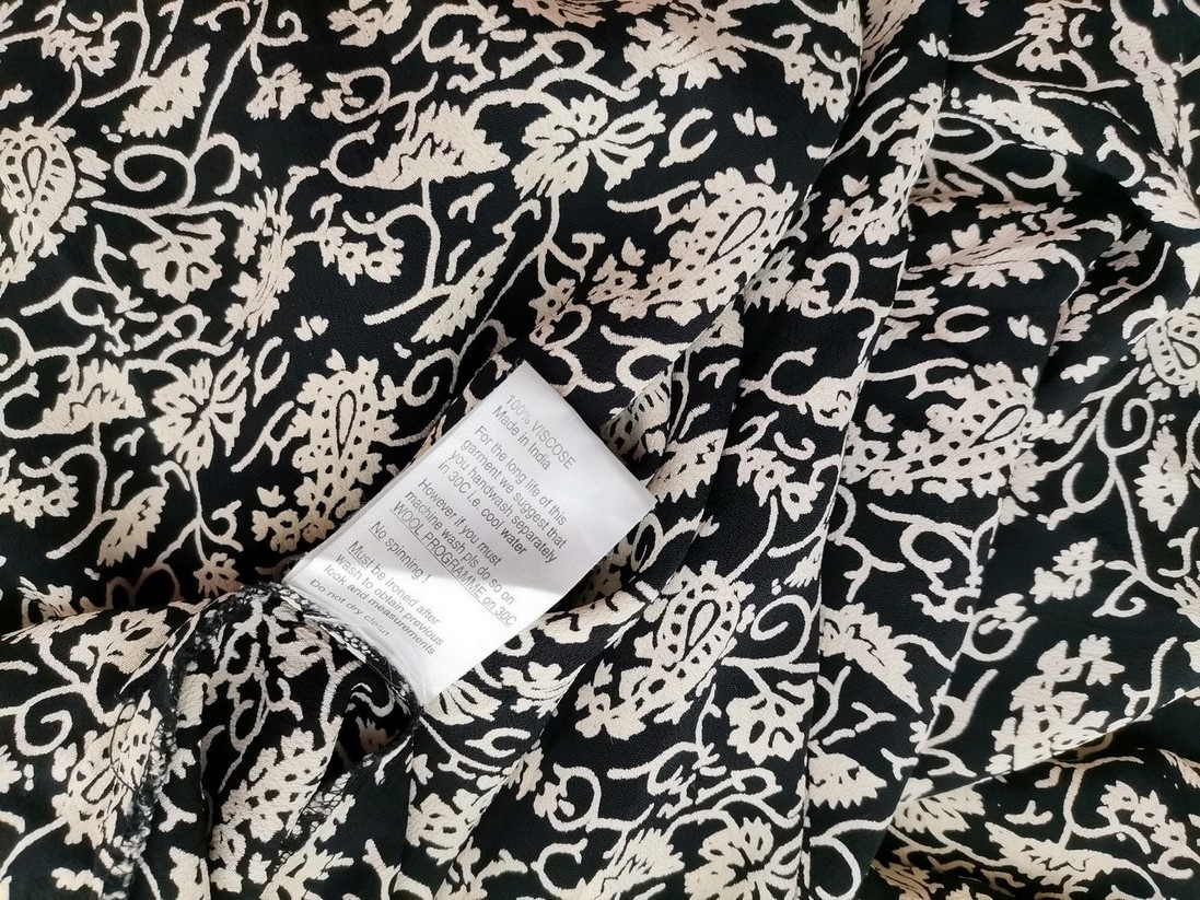 The Masai Rozmiar XL Kolor Czarny W serek Sukienka Maxi Krótki rękaw Długa Materiał Wiskoza 100%