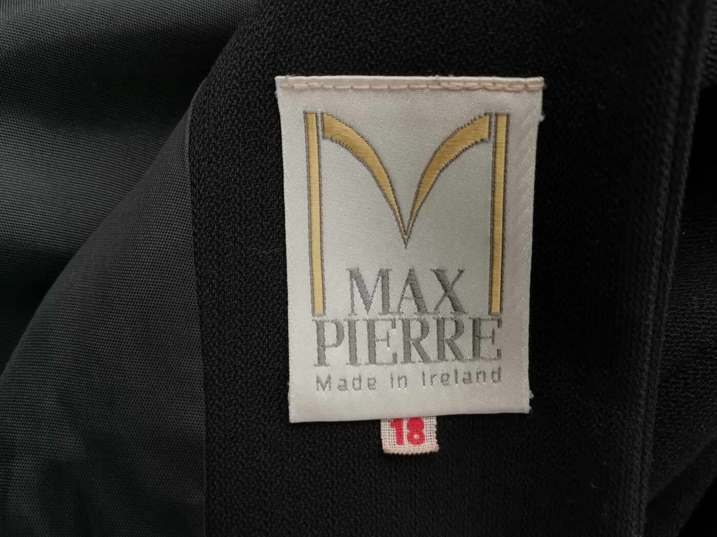 Max Pierre Rozmiar 18 (46) Kolor Czarny Płaszcz Długi rękaw