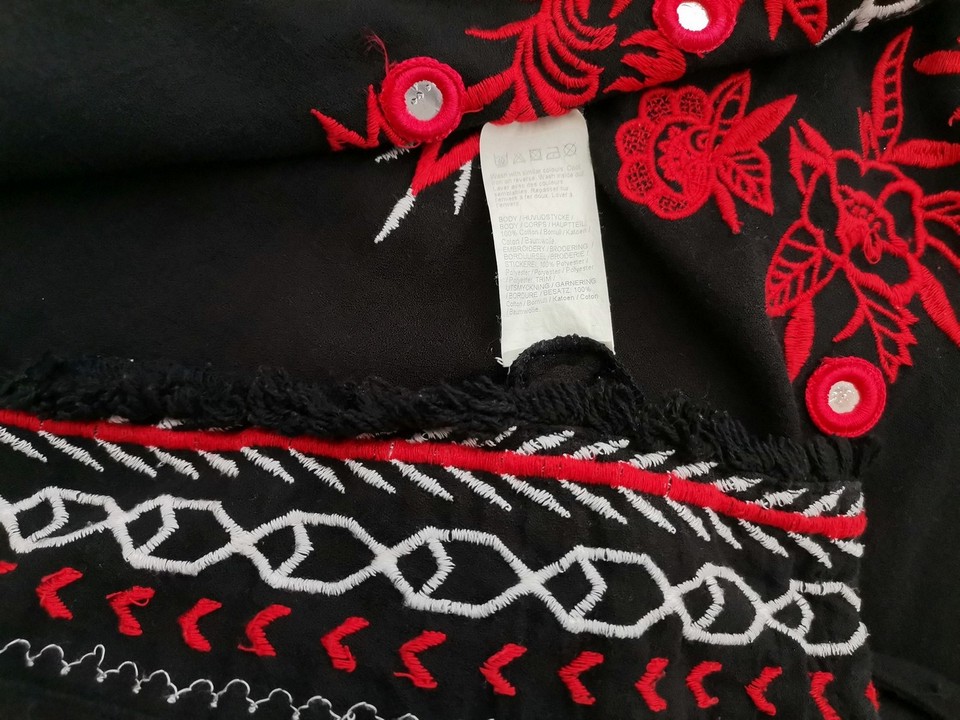 River island Rozmiar 8 (34) Kolor Czarny Keyhole Crew Neck Bluzka Rękaw 3/4 Materiał Bawełna 100%