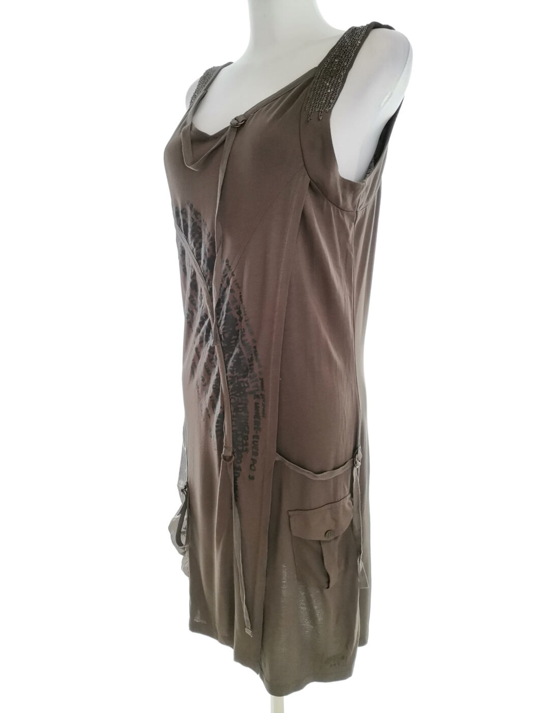 Not The Same Rozmiar 40 Kolor Khaki W serek Sukienka A-Line Bezrękawnik Do Kolan Materiał Wiskoza 100% Not The Same Rozmiar 40 Kolor Khaki W serek Sukienka A-Line Bezrękawnik Do Kolan Materiał Wiskoza 100%