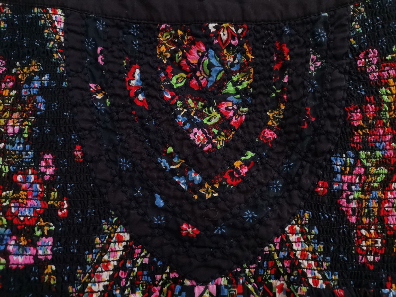 Vintage Rozmiar 38/40 Kolor Czarny Kwadratowy dekolt Sukienka A-Line Krótki rękaw Midi