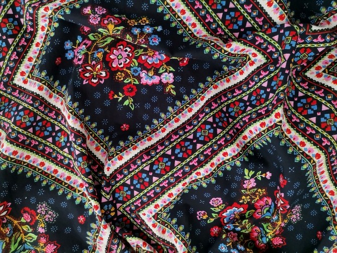 Vintage Rozmiar 38/40 Kolor Czarny Kwadratowy dekolt Sukienka A-Line Krótki rękaw Midi