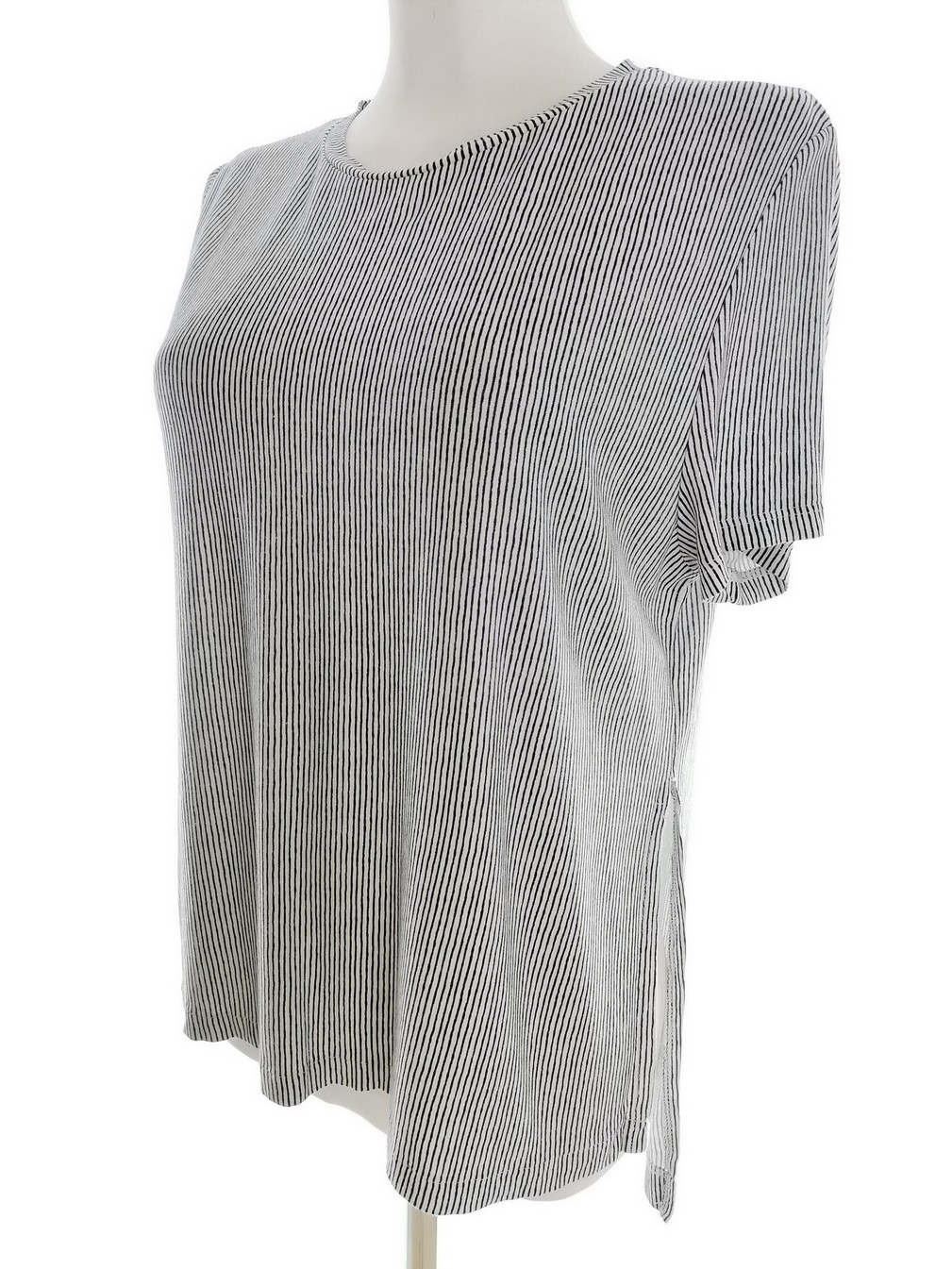Zara Rozmiar M Kolor Czarny Pasy Crew Neck Bluzka Krótki rękaw Materiał Wiskoza 100%