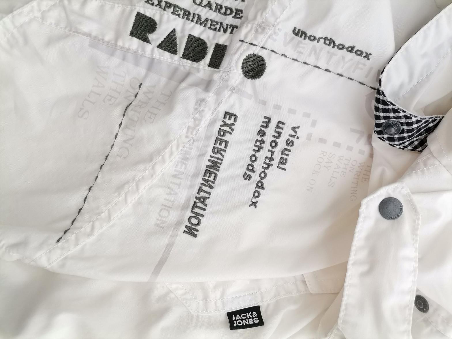 IMG_20211028_111845_r1.jpg Jack & jones Rozmiar M Kolor Biały Kołnierz Męska Koszula Casual Krótki rękaw Materiał Bawełna