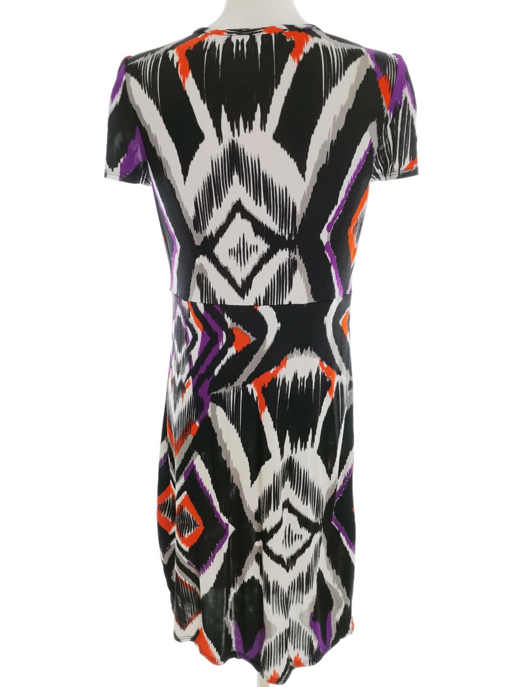 Star by Julienmacdonald Rozmiar 14 (42) Kolor Czarny W serek Sukienka Sheath Krótki rękaw Midi Star by Julienmacdonald Rozmiar 14 (42) Kolor Czarny W serek Sukienka Sheath Krótki rękaw Midi