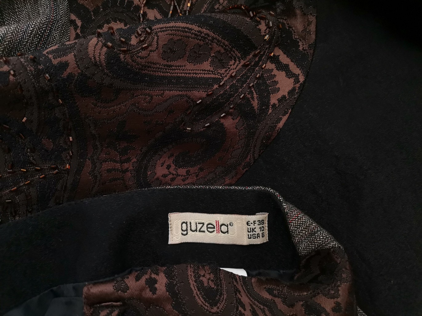 IMG_20211104_100034.jpg Guzella Rozmiar 38 Kolor Czarny Spódnica Rozkloszowana Midi Materiał Rayon