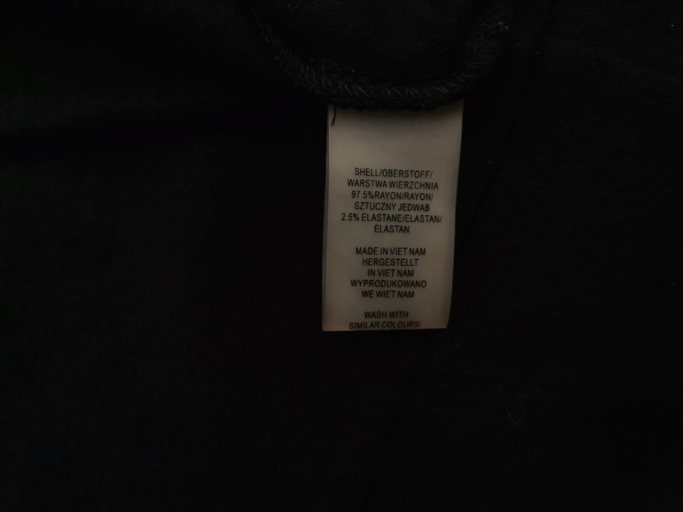 Vince Camuto Rozmiar 8 (34) Kolor Czarny W serek Sukienka Sheath Krótki rękaw Do Kolan Materiał Rayon Vince Camuto Rozmiar 8 (34) Kolor Czarny W serek Sukienka Sheath Krótki rękaw Do Kolan Materiał Rayon