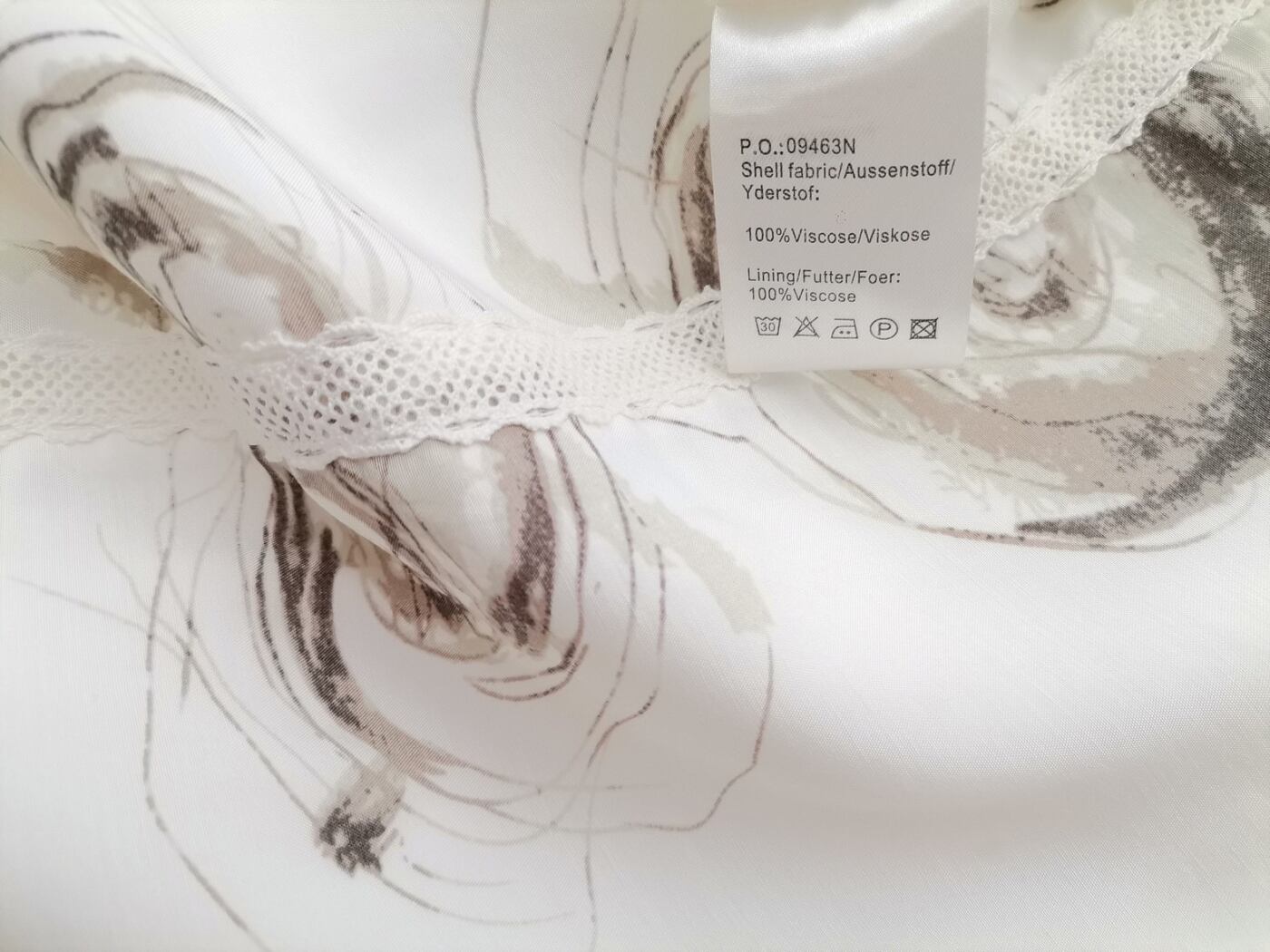 Jensen Rozmiar 36 Kolor Biały Geometryczny Okrągły dekolt Tunika Bluzka Bezrękawnik Materiał Wiskoza 100% Jensen Rozmiar 36 Kolor Biały Geometryczny Okrągły dekolt Tunika Bluzka Bezrękawnik Materiał Wiskoza 100%