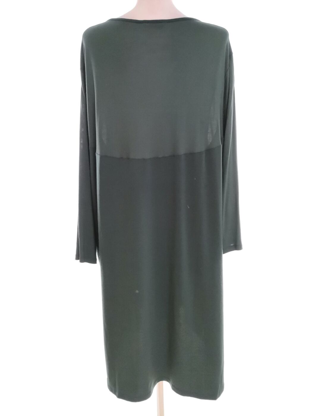 H&m Rozmiar 50/52 Kolor Szmaragdowy W łódkę Sukienka Prostokątna Długi rękaw Midi Materiał Wiskoza 100% H&m Rozmiar 50/52 Kolor Szmaragdowy W łódkę Sukienka Prostokątna Długi rękaw Midi Materiał Wiskoza 100%