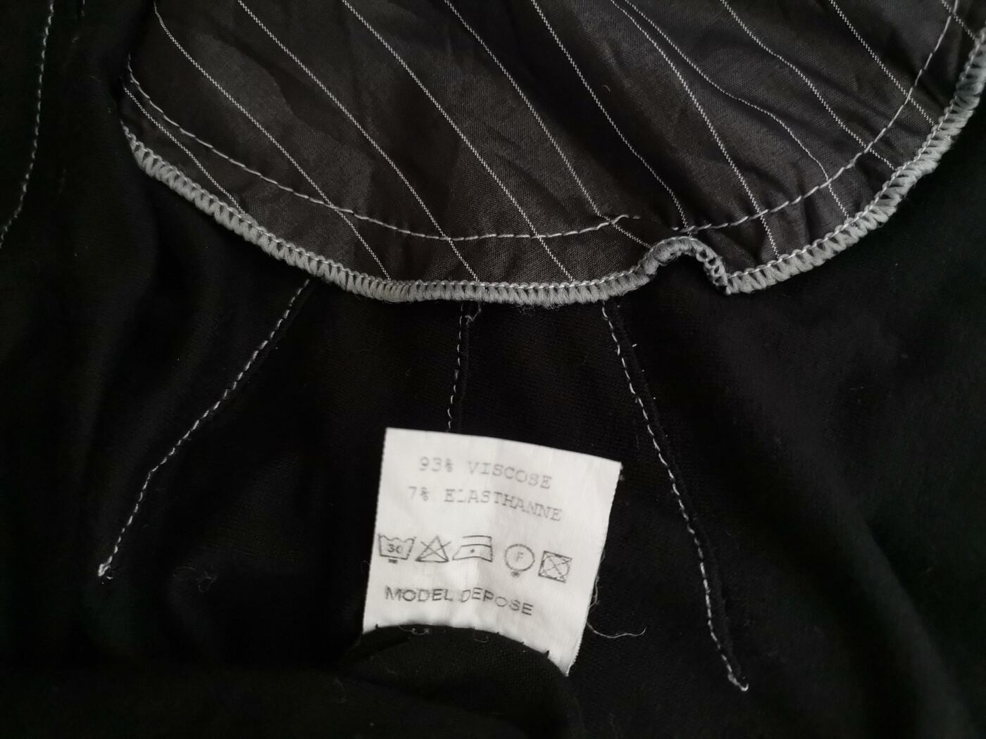ME Rozmiar 3 (40) Kolor Czarny Pasy W serek Bluzka Rękaw 3/4 Materiał Wiskoza