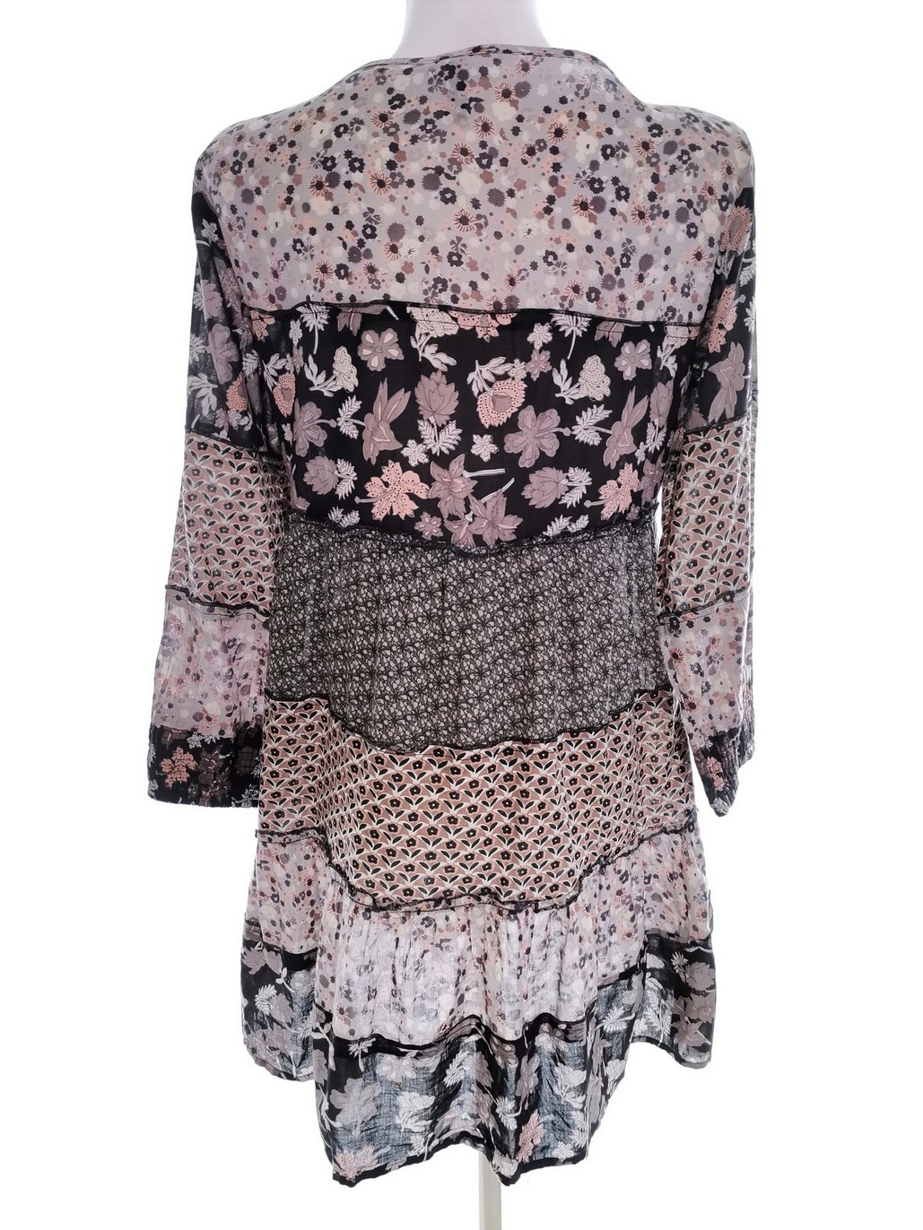 Vero moda Rozmiar M Kolor Czarny Okrągły dekolt Sukienka Mini Rękaw 3/4 Krótka Materiał Bawełna 100%