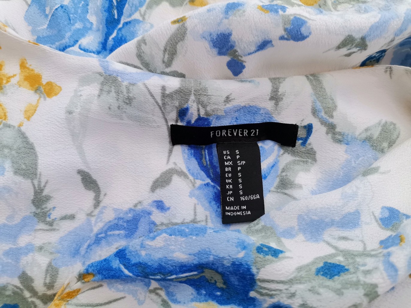IMG_20211118_133831.jpg Forever 21 Rozmiar S Kolor Kremowy Kombinezon Długi rękaw Materiał Rayon 100%