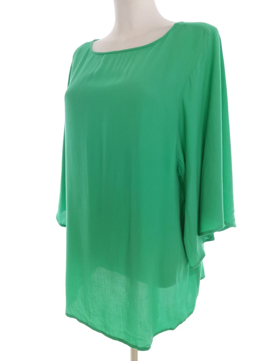Design by KAPPAhl Rozmiar 40 Kolor Zielony Okrągły dekolt Tunika Bluzka Rękaw 3/4 Materiał Wiskoza 100% Design by KAPPAhl Rozmiar 40 Kolor Zielony Okrągły dekolt Tunika Bluzka Rękaw 3/4 Materiał Wiskoza 100%