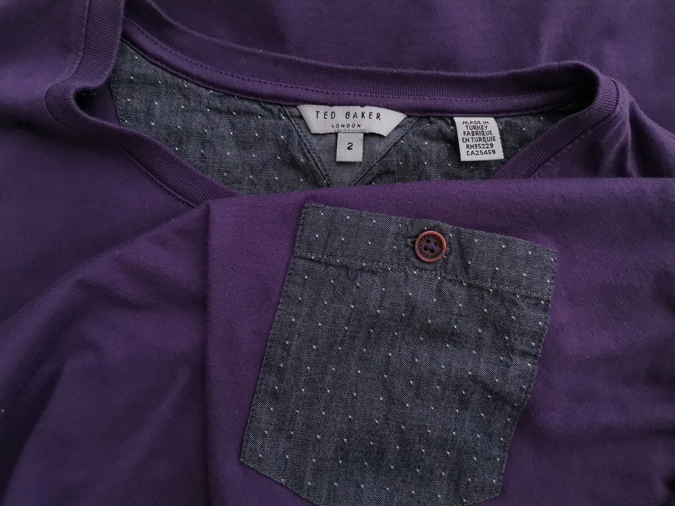 IMG_20211124_103249.jpg Ted Baker Rozmiar 2 (38) Kolor Fioletowy Crew Neck Bluzka Długi rękaw Materiał Bawełna 100%