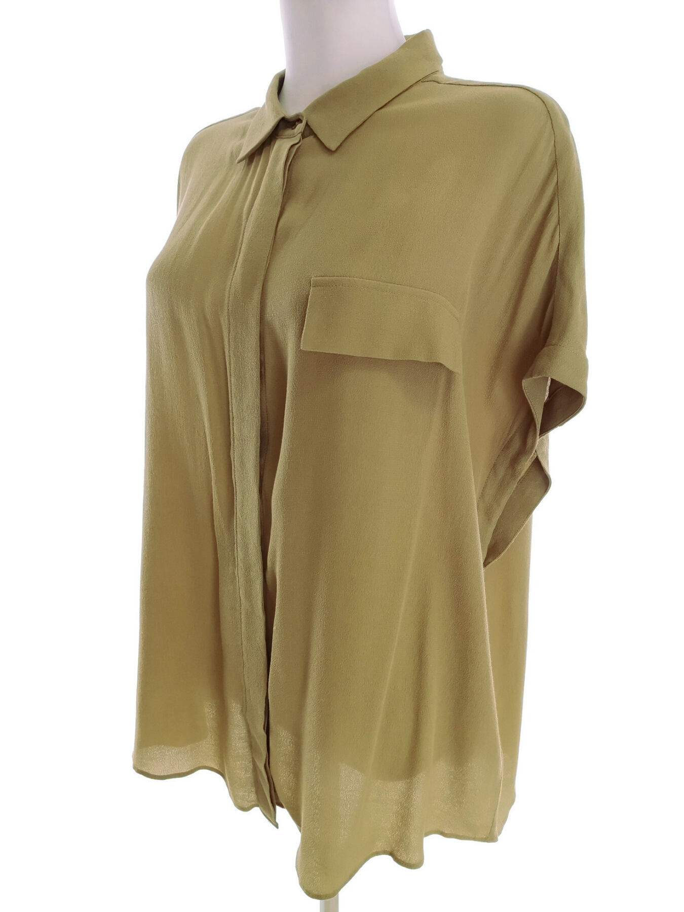 IMG_20211124_132455.jpg Lindex Rozmiar S Kolor Khaki Kołnierz Koszula Zapinana Bluzka Krótki rękaw Materiał Wiskoza 100%