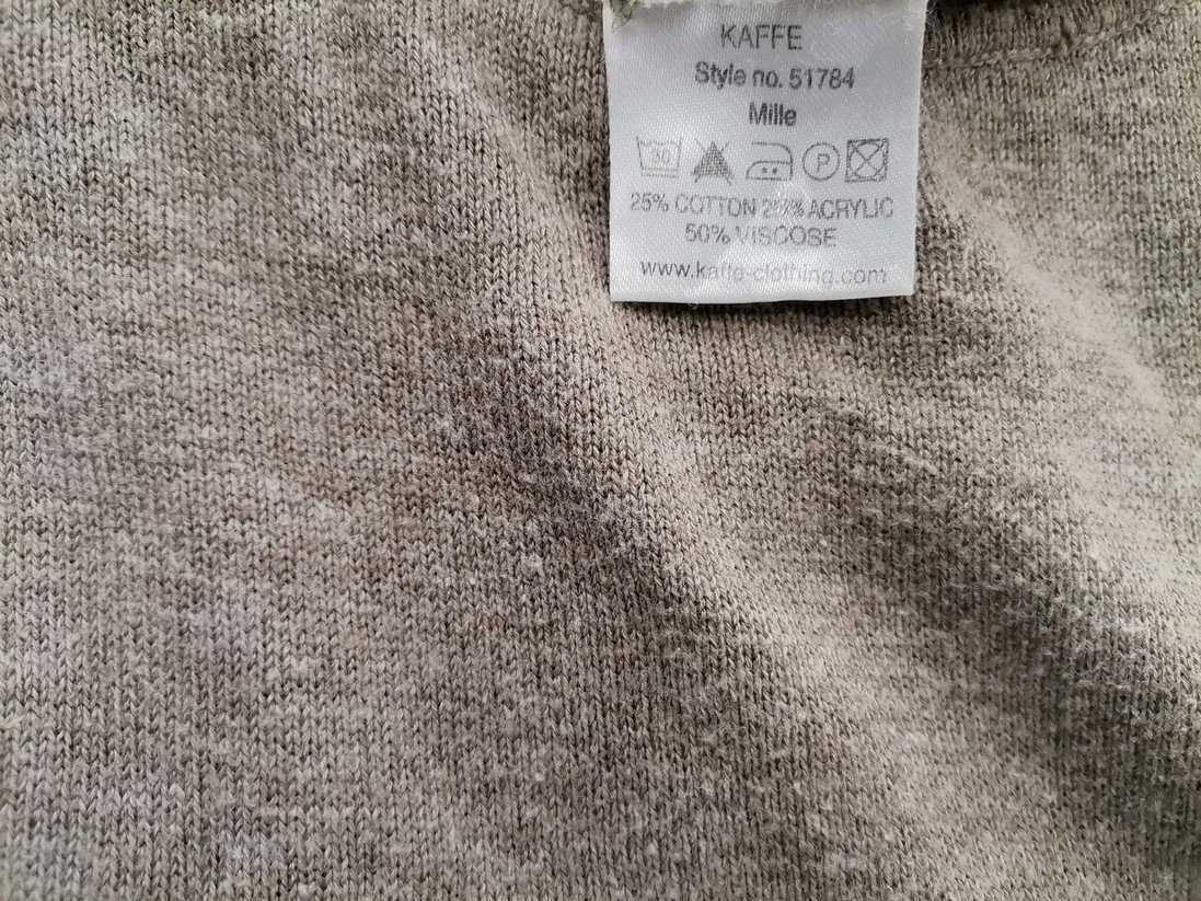 Kaffe Rozmiar XL Kolor Szary Okrągły dekolt Sukienka Sweterkowa Długi rękaw Krótka Materiał Wiskoza Kaffe Rozmiar XL Kolor Szary Okrągły dekolt Sukienka Sweterkowa Długi rękaw Krótka Materiał Wiskoza