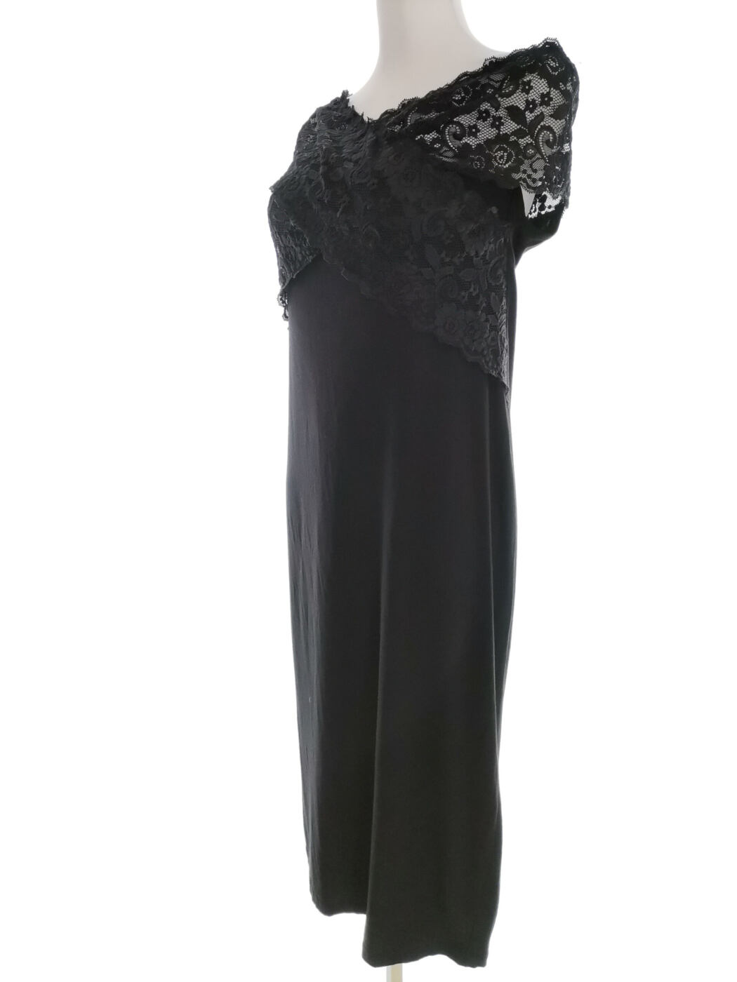 ASOS CURVE Rozmiar 18 (46) Kolor Czarny W łódkę Sukienka Prostokątna Krótki rękaw Midi Materiał Wiskoza ASOS CURVE Rozmiar 18 (46) Kolor Czarny W łódkę Sukienka Prostokątna Krótki rękaw Midi Materiał Wiskoza