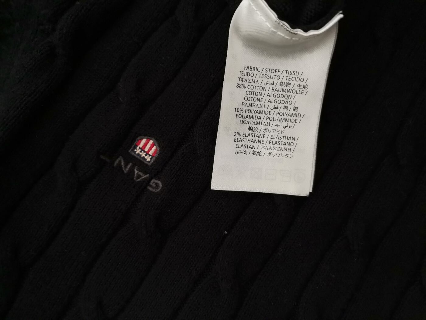 IMG_20211215_104109.jpg Gant Rozmiar XS Kolor Czarny Crew Neck Sweter Długi rękaw Materiał Bawełna Dzianina kablowa