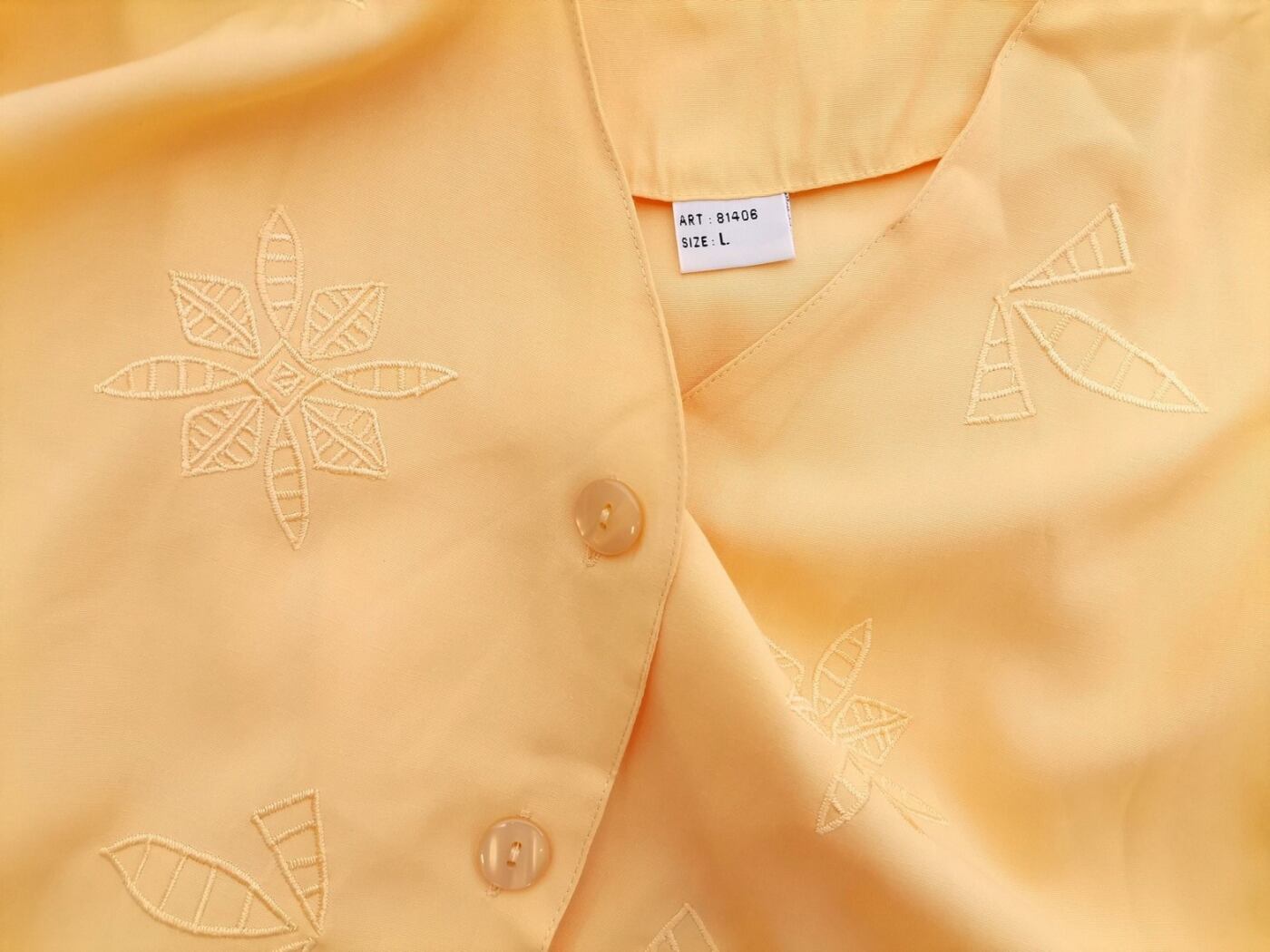 Vintage Rozmiar L Kolor Żółty Okrągły dekolt Tunika Zapinana Bluzka Krótki rękaw Materiał Wiskoza Vintage Rozmiar L Kolor Żółty Okrągły dekolt Tunika Zapinana Bluzka Krótki rękaw Materiał Wiskoza