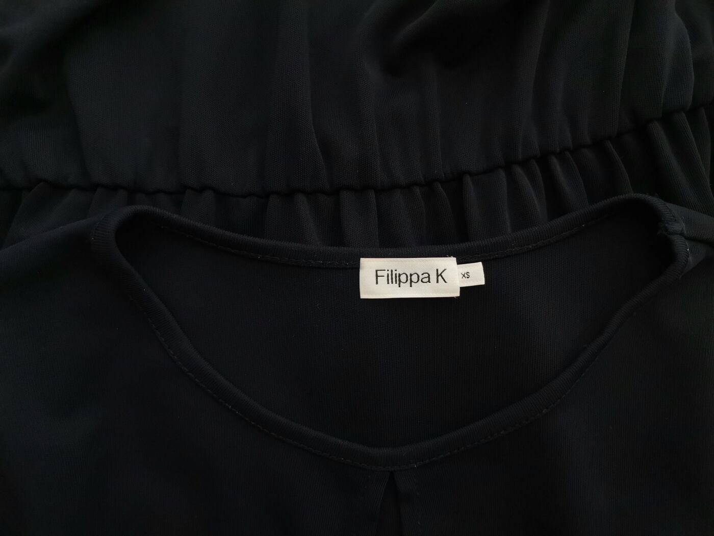 Filippa k Rozmiar XS Kolor Granatowy Keyhole Crew Neck Sukienka Blouson Długi rękaw Do Kolan Filippa k Rozmiar XS Kolor Granatowy Keyhole Crew Neck Sukienka Blouson Długi rękaw Do Kolan