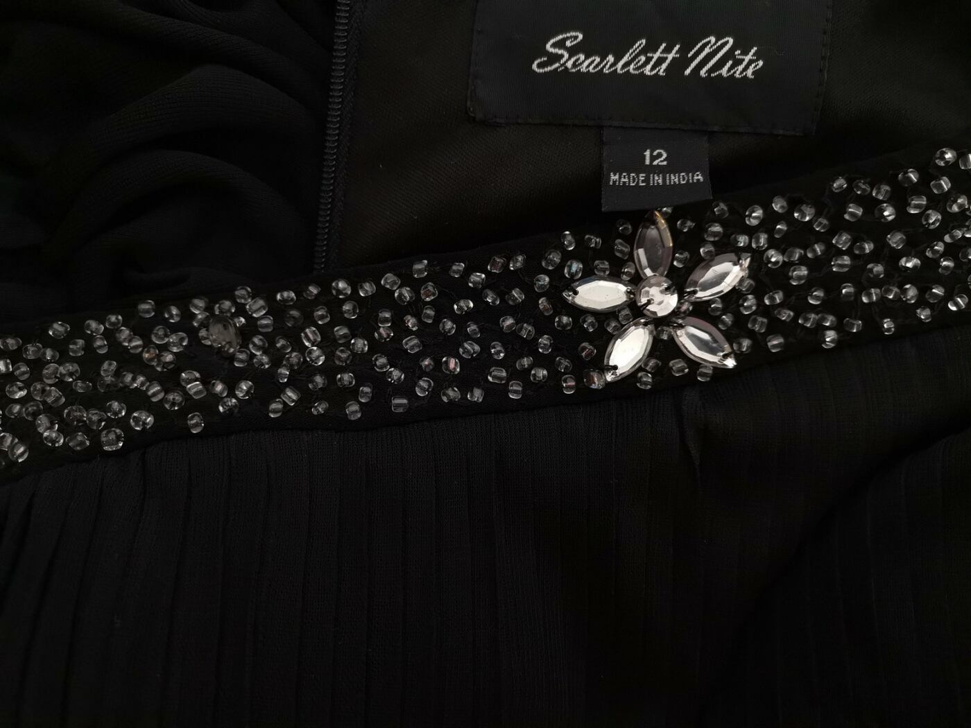 Scarlett Nite Rozmiar 12 (40) Kolor Czarny Na Jedno Ramię Suknia Balowa Sukienka Wieczorowa Bezrękawnik Midi Scarlett Nite Rozmiar 12 (40) Kolor Czarny Na Jedno Ramię Suknia Balowa Sukienka Wieczorowa Bezrękawnik Midi