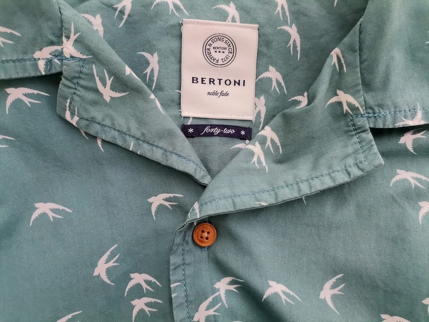 IMG_20211228_112110.jpg Bertoni Jeans Rozmiar 42 Kolor Niebieski Kołnierz Męska Koszula Elegancka Krótki rękaw
