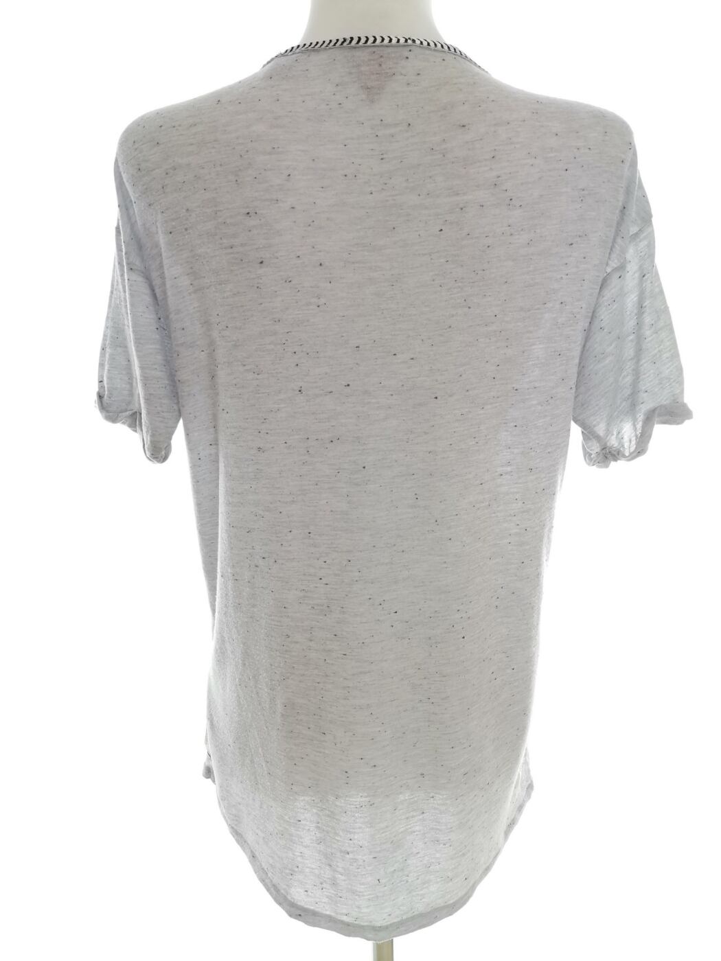 IMG_20211229_133714.jpg Maison scotch Rozmiar 2 (38) Kolor Szary Okrągły dekolt T-Shirt Krótki rękaw Materiał Lyocell