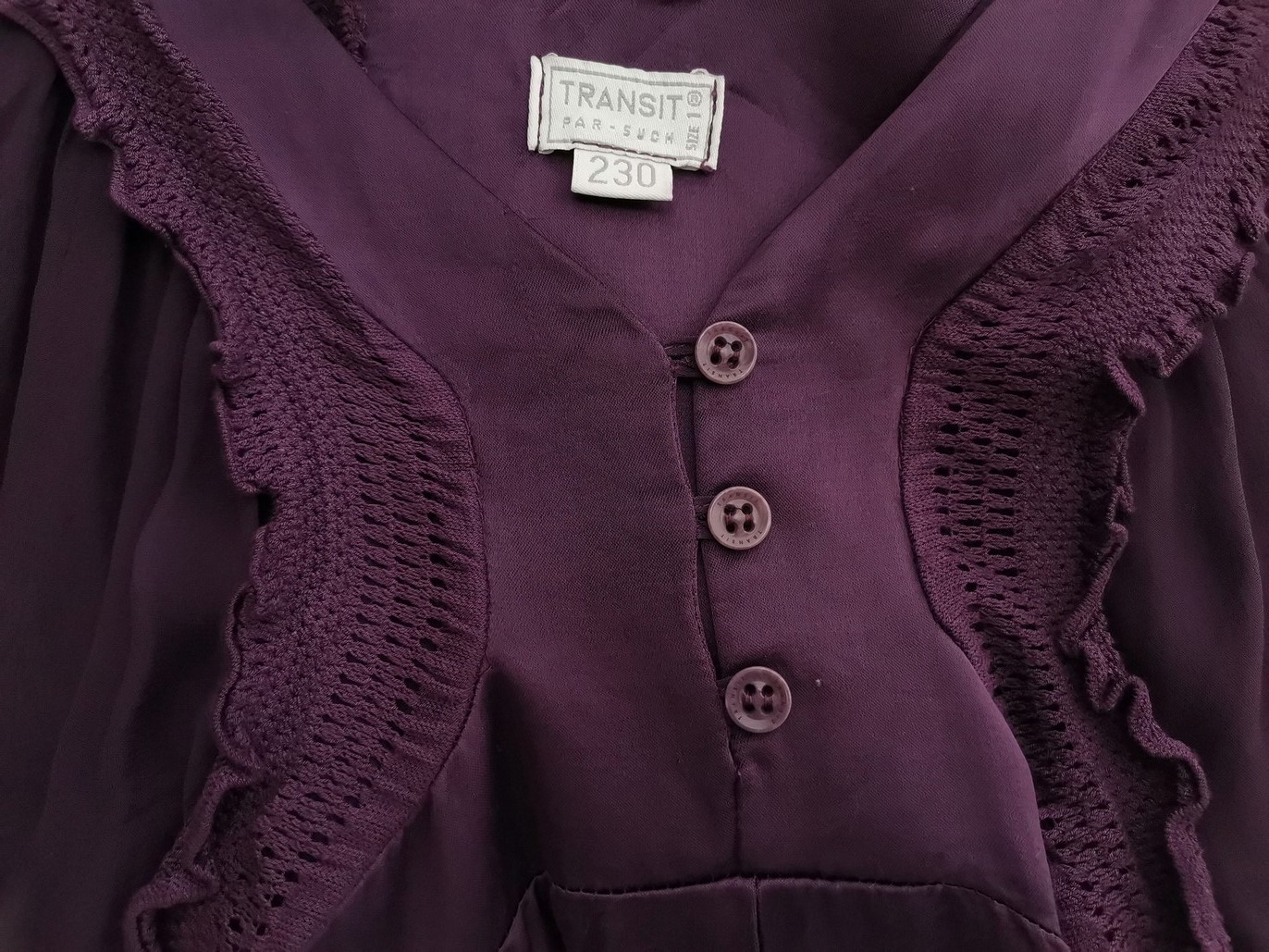 Transit Par - Such Rozmiar 1 (36) Kolor Fioletowy W serek Sukienka Sheath Długi rękaw Do Kolan Materiał Wiskoza Transit Par - Such Rozmiar 1 (36) Kolor Fioletowy W serek Sukienka Sheath Długi rękaw Do Kolan Materiał Wiskoza