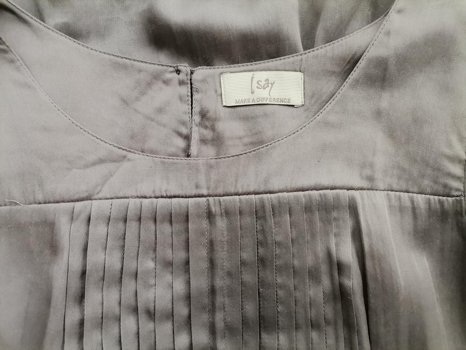 Isay Rozmiar S Kolor Szary Okrągły dekolt Sukienka Sheath Rękaw 3/4 Do Kolan Isay Rozmiar S Kolor Szary Okrągły dekolt Sukienka Sheath Rękaw 3/4 Do Kolan