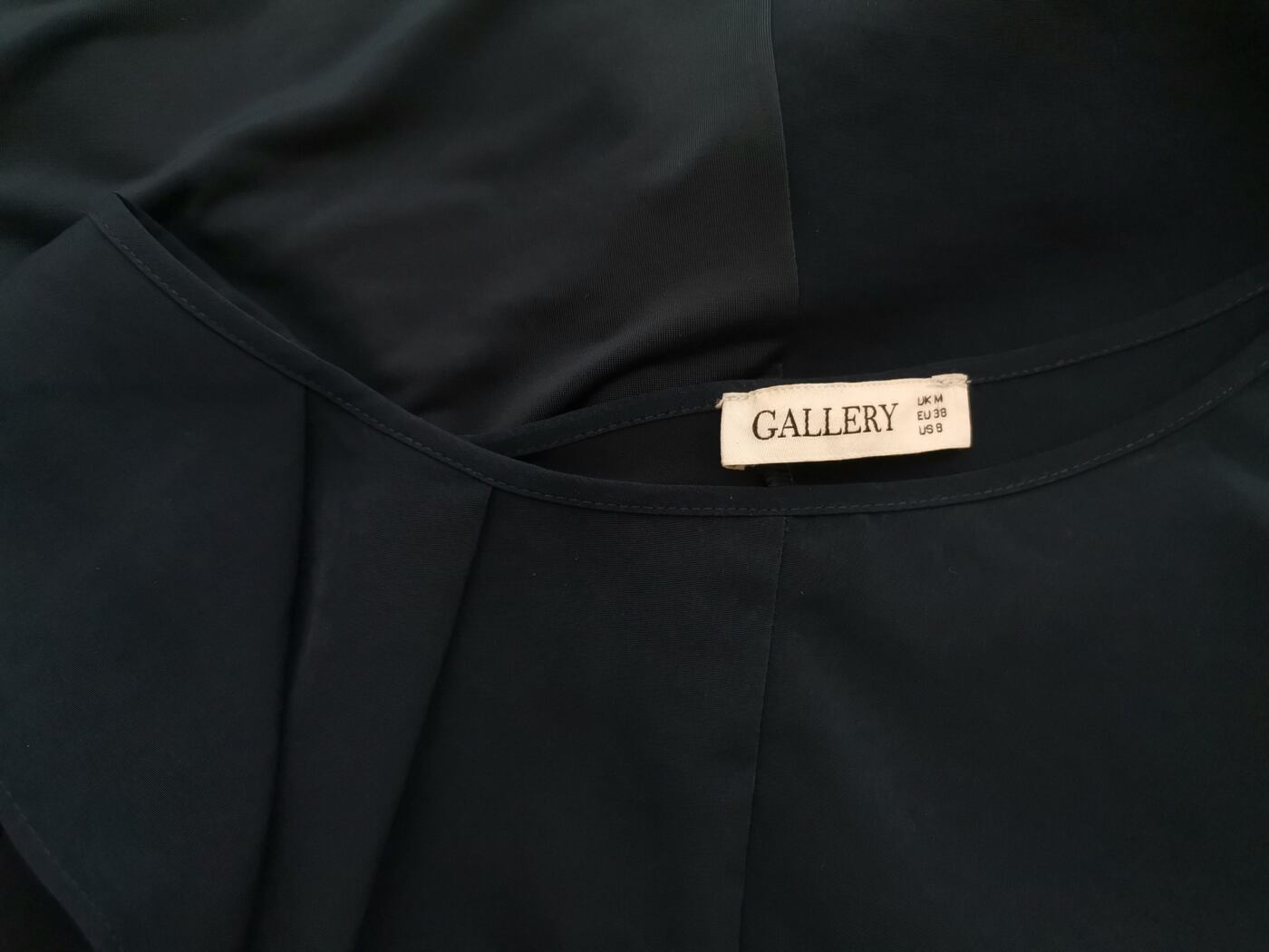 Gallery Rozmiar M (40/42) Kolor Granatowy Okrągły dekolt Sukienka Mini Długi rękaw Krótka Gallery Rozmiar M (40/42) Kolor Granatowy Okrągły dekolt Sukienka Mini Długi rękaw Krótka