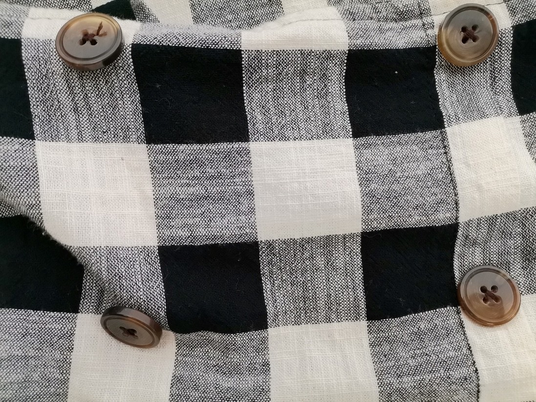 Vintage Rozmiar 34/36 Kolor Czarny Krata Kwadratowy dekolt Sukienka A-Line Bezrękawnik Midi Vintage Rozmiar 34/36 Kolor Czarny Krata Kwadratowy dekolt Sukienka A-Line Bezrękawnik Midi