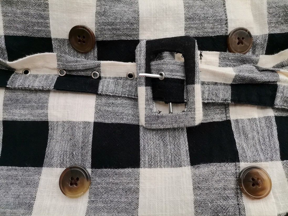 Vintage Rozmiar 34/36 Kolor Czarny Krata Kwadratowy dekolt Sukienka A-Line Bezrękawnik Midi Vintage Rozmiar 34/36 Kolor Czarny Krata Kwadratowy dekolt Sukienka A-Line Bezrękawnik Midi