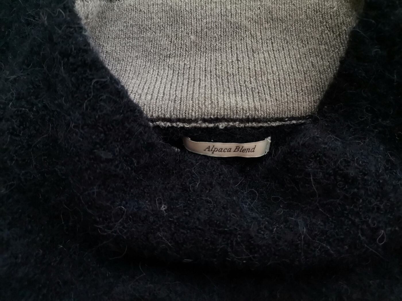 Vintage Rozmiar 42/44 Kolor Granatowy Okrągły dekolt Sukienka Sweterkowa Rękaw 3/4 Do Kolan Vintage Rozmiar 42/44 Kolor Granatowy Okrągły dekolt Sukienka Sweterkowa Rękaw 3/4 Do Kolan